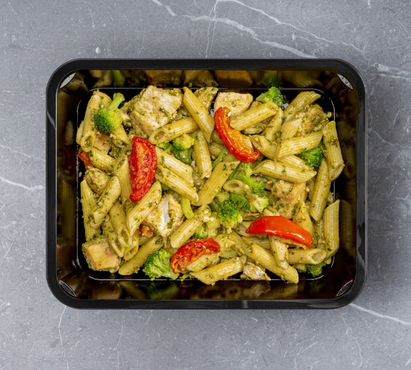 Pasta-Pesto-Hähnchen