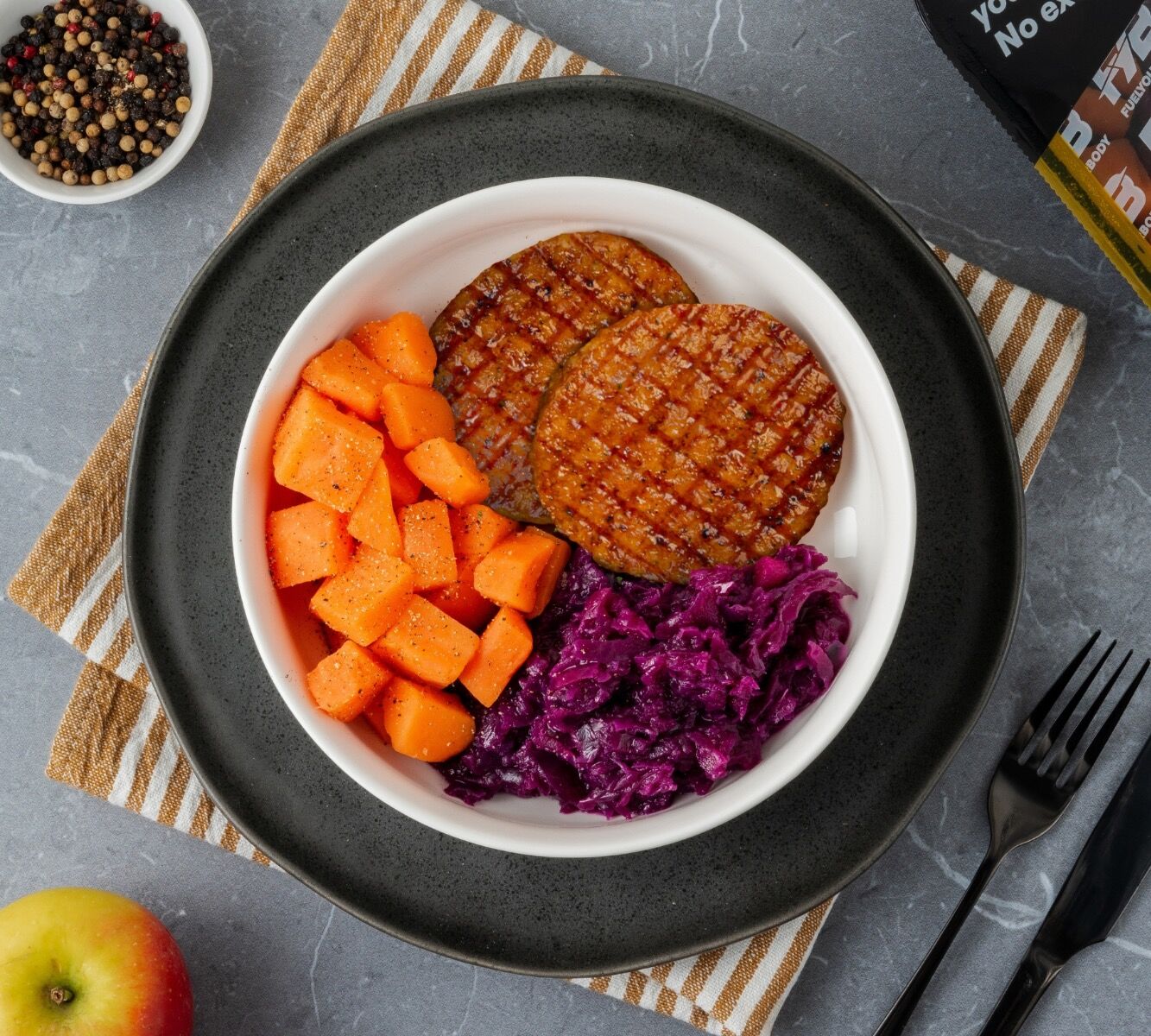 Süsskartoffeln  - Hähnchenburger - Apfelrotkohl (mit Gewürz) [BULK]